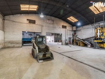 VENTA GALPÓN EN BERAZATEGUI DE 2536 M2 TOTALES