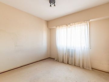 4 AMB C/DEP. 90M2. PALLIER PRIVADO. PISO ALTO.
