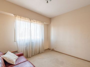 4 AMB C/DEP. 90M2. PALLIER PRIVADO. PISO ALTO.