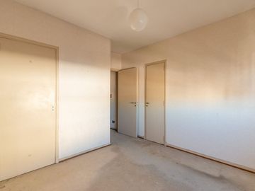 4 AMB C/DEP. 90M2. PALLIER PRIVADO. PISO ALTO.