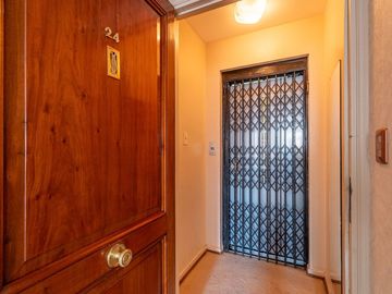 4 AMB C/DEP. 90M2. PALLIER PRIVADO. PISO ALTO.