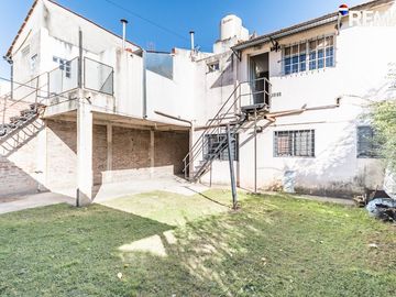 VIVIENDA MULTIFAMILIAR CIUD. EVITA 3 DEPARTAMENTOS