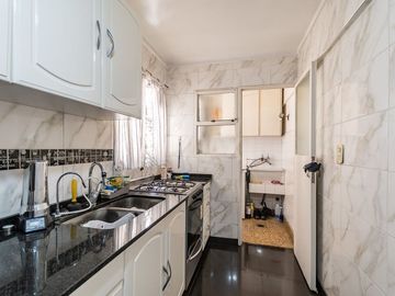Venta Dpto. 5° Piso. Floresta, 3 Amb. Fte. Balcón