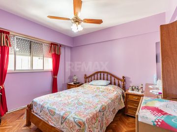 Venta Dpto. 5° Piso. Floresta, 3 Amb. Fte. Balcón
