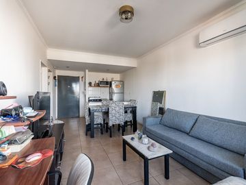 2 AMB. BALCON, COCHERA PILETA GYM APTO PROFESIONAL