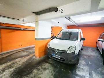 2 AMB. BALCON, COCHERA PILETA GYM APTO PROFESIONAL