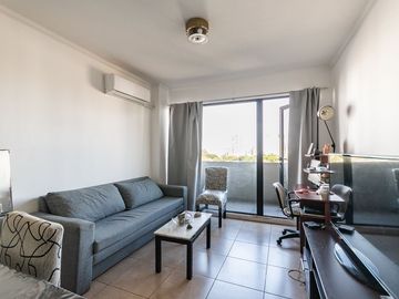 2 AMB. BALCON, COCHERA PILETA GYM APTO PROFESIONAL