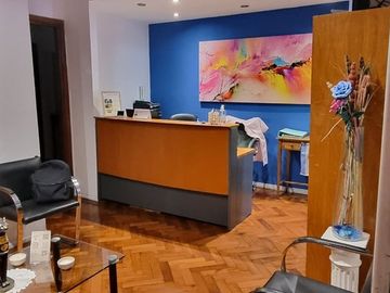 CONSULTORIOS/ OFICINA MICROCENTRO  RENTA /PERMUTA