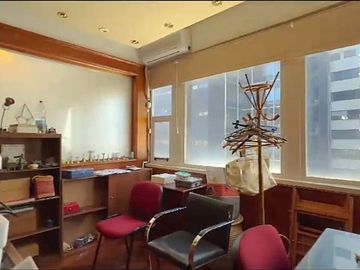 CONSULTORIOS/ OFICINA MICROCENTRO  RENTA /PERMUTA