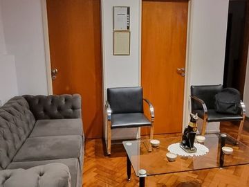 CONSULTORIOS/ OFICINA MICROCENTRO  RENTA /PERMUTA
