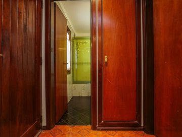 VENTA - CASA TIPO CHALET 5 amb Patio y Cochera