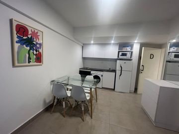 Monoambiente con balcón en Palermo Hollywood