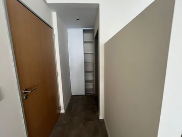 Venta monoambiente Flores