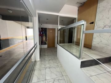 Venta monoambiente Flores