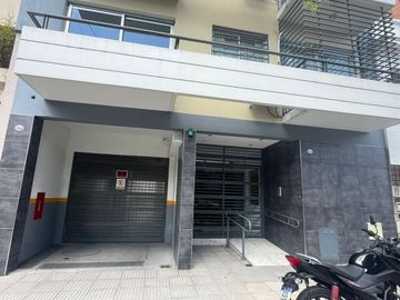 Venta monoambiente Flores