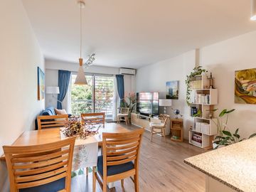 DEPARTAMENTO 3 AMB. VENTA. ALMAGRO. BALCON CORRIDO