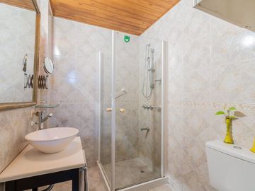 Dpto 3 Ambientes con  Jardín