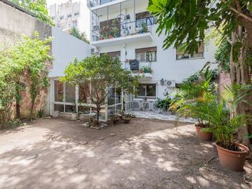 Dpto 3 Ambientes con  Jardín