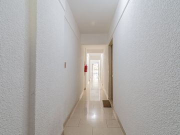 Dpto 3 Ambientes con  Jardín
