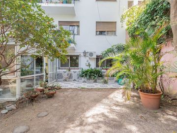 Dpto 3 Ambientes con  Jardín