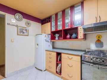 Dpto 3 Ambientes con  Jardín
