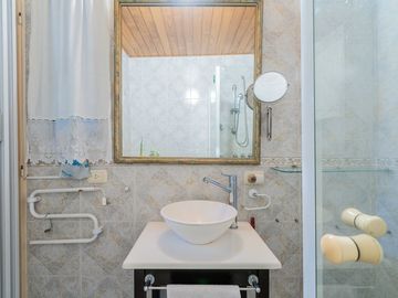 Dpto 3 Ambientes con  Jardín
