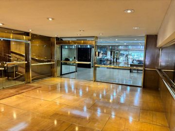 VENTA COCHERA EN RECOLETA