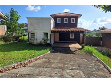 VENDO DOS CASA Residencial HillTop