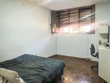 CASA EN VENTA 3 DORMITORIOS CON COCHERA LA FLORIDA