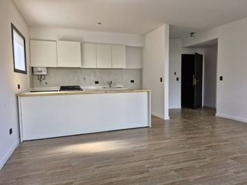 VENTA DEPARTAMENTO SAAVEDRA 2AMB DIVISIBLE 3AMB