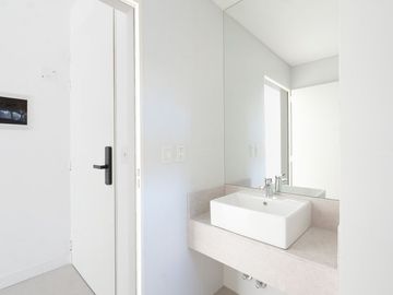 VENTA MONOAMBIENTE NUÑEZ ESTRENAR APTO PROFESIONAL