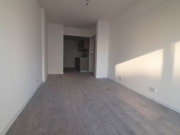 VENTA DEPARTAMENTO 2 AMB  PATIO A  ESTRENAR NUÑEZ