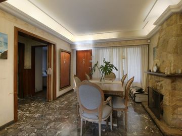 CASA 5 AMBIENTES CON PATIO SAN ANDRES BARRIO GOLF