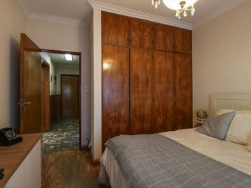 CASA 5 AMBIENTES CON PATIO SAN ANDRES BARRIO GOLF