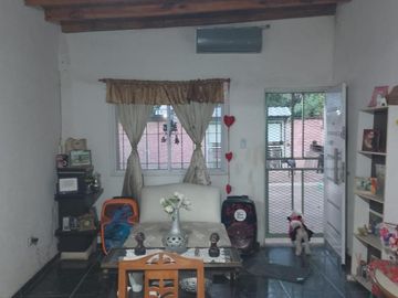 VENTA CASA 3 AMBIENTES FRANCISCO ALVAREZ