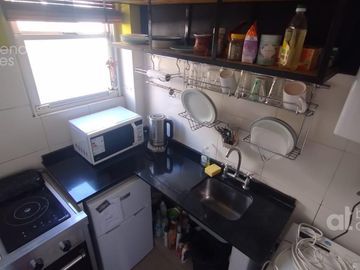 Departamento con balcón en alquiler temporario.