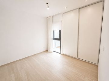 CASA 4 AMBIENTES BARRIO LA ALAMEDA