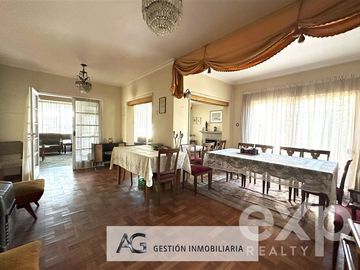 Terreno Construccion en Venta en Loreley 830