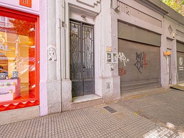 VENTA CASA 4 AMBIENTES BELGRANO EXCELENTE ESTADO