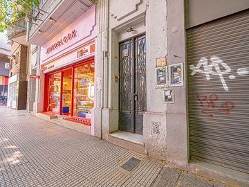 VENTA CASA 4 AMBIENTES BELGRANO EXCELENTE ESTADO