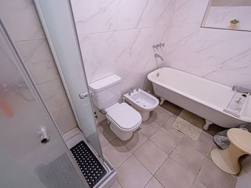 VENTA CASA 4 AMBIENTES BELGRANO EXCELENTE ESTADO