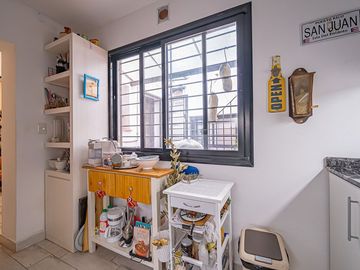 VENTA CASA 4 AMBIENTES BELGRANO EXCELENTE ESTADO