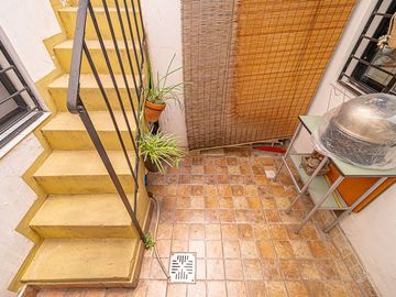 VENTA CASA 4 AMBIENTES BELGRANO EXCELENTE ESTADO