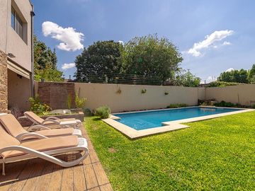 VENTA CHALET 5 AMBIENTES HAEDO APTO CREDITO