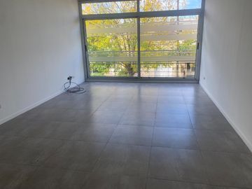 VENTA DPTO 2 AMBIENTES RAMOS MEJIA BALCON FRANCES