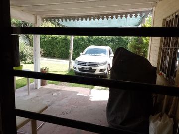 VENTA CASA 4 AMBIENTES BARRIO TIEMPO LIBRE