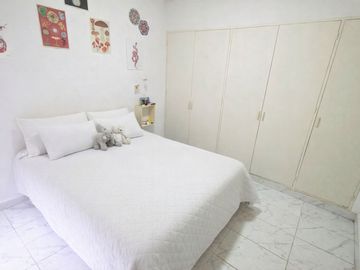 3 AMBIENTE 87 m2 VENTA  P BAJA PATIO BARRACAS CABA