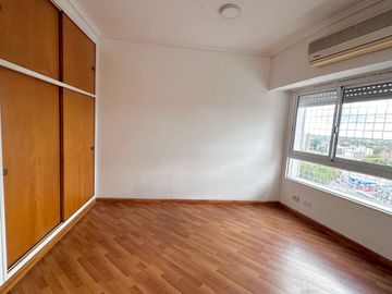 VENTA DEPARTAMENTO 2 AMBIENTES BALCON TIGRE CENTRO