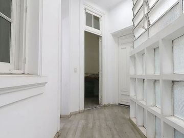 VENTA DEPARTAMENTO MONSERRAT 6 AMBIENTES PATIO
