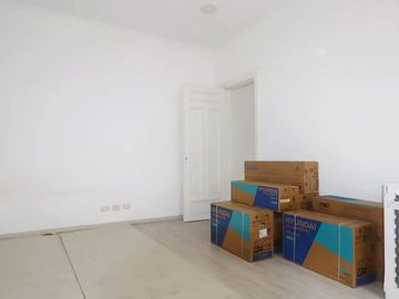 VENTA DEPARTAMENTO MONSERRAT 6 AMBIENTES PATIO